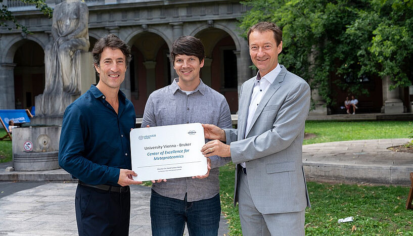 Fig. 1: From left to right: David Gómez-Varela, Torsten Mueller und Ronald Maier.