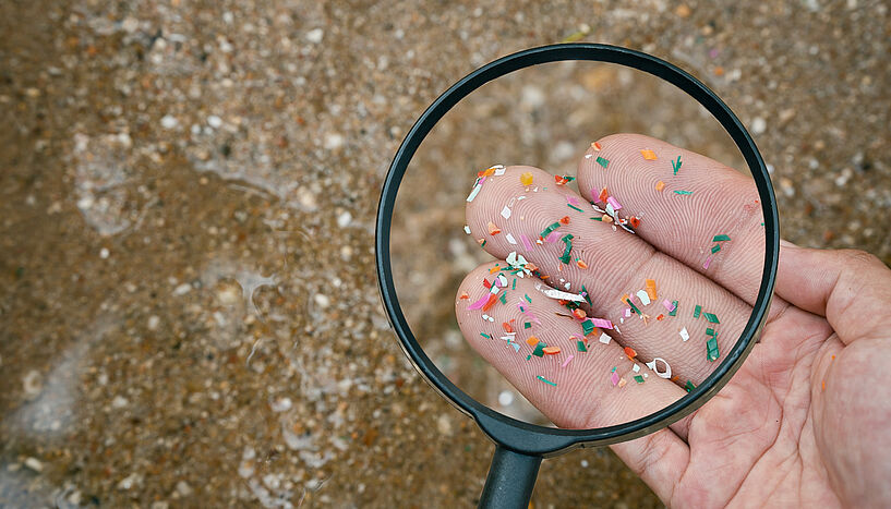 Picture of a hand with micro plastic