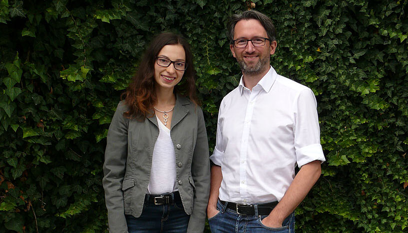 Die AutorInnen der Studie, Julia Westermayr und Philipp Marquetand (© Universität Wien).